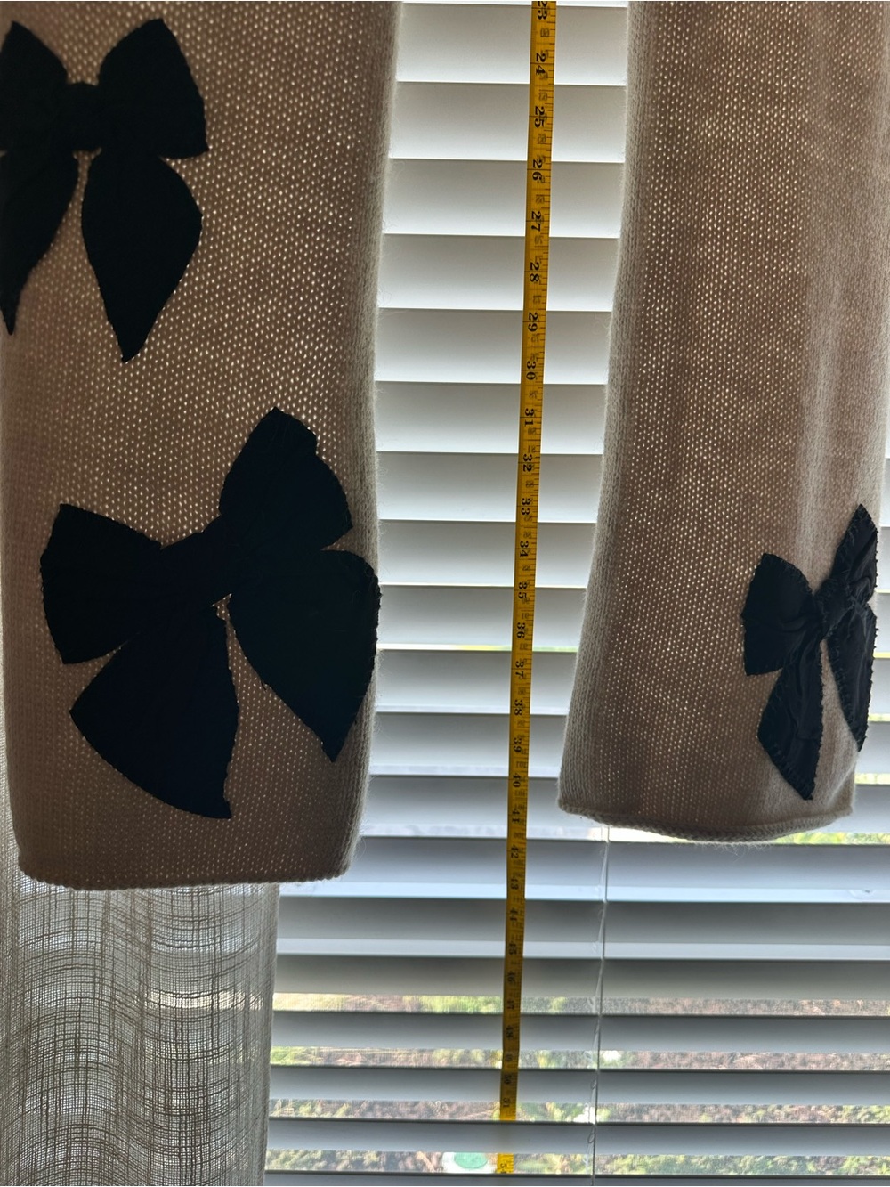 kate spade Beige Scarf and Glove Set with Black Bow Accents BEAUTIFUL - Picture 4 of 4